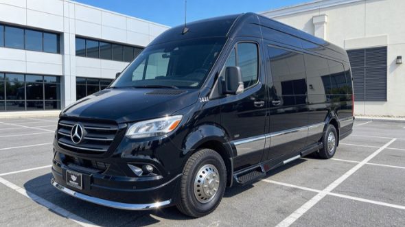 10 passenger sprinter van peoria