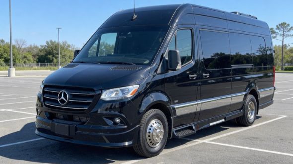 8 passenger sprinter van peoria